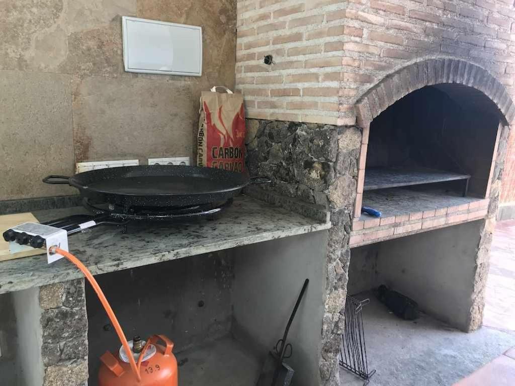 Casa Rural El Batan Casa Rural 37 Personas Toledo Eksteriør bilde